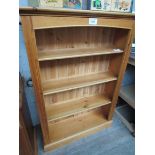 Pine 3 shelf open bookcase, 97 x 30 x 137cms.