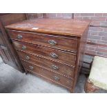 Chest of 4 graduated drawers.