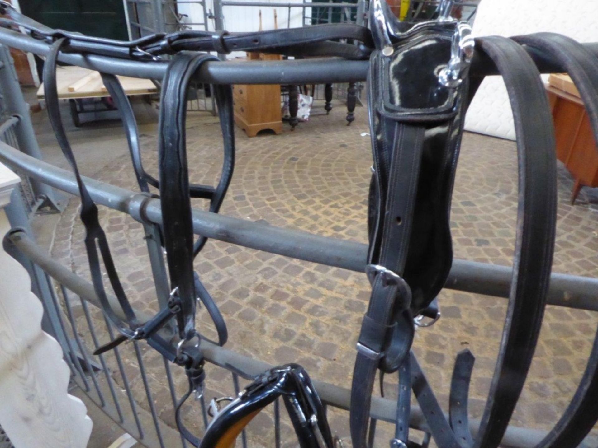 Set of black/chrome harness with horseshoe buckles, a 23ins tan-lined collar, pad and bridle; - Image 3 of 4