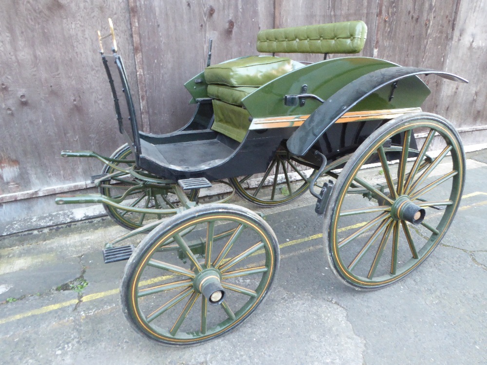 FOUR-WHEEL DOG CART built by Joseph Kempster, Langley Court, Long Acre, London circa 1895, to suit - Image 2 of 5