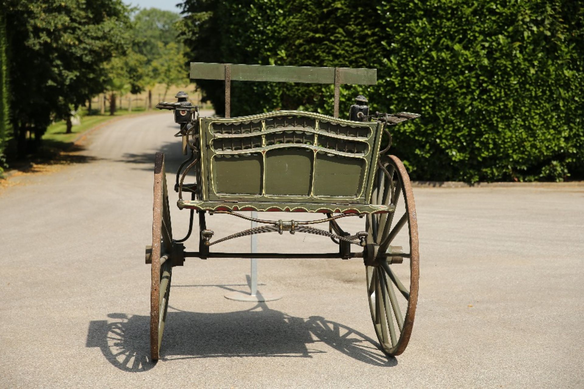 MARKET CART built by Vinel & Pain of Holt, to suit 14 to 15hh. Finished in khaki green with a - Image 4 of 4