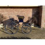 SPIDER PHAETON to suit 15 to 16hh. Painted navy blue lined with cream and gold, and