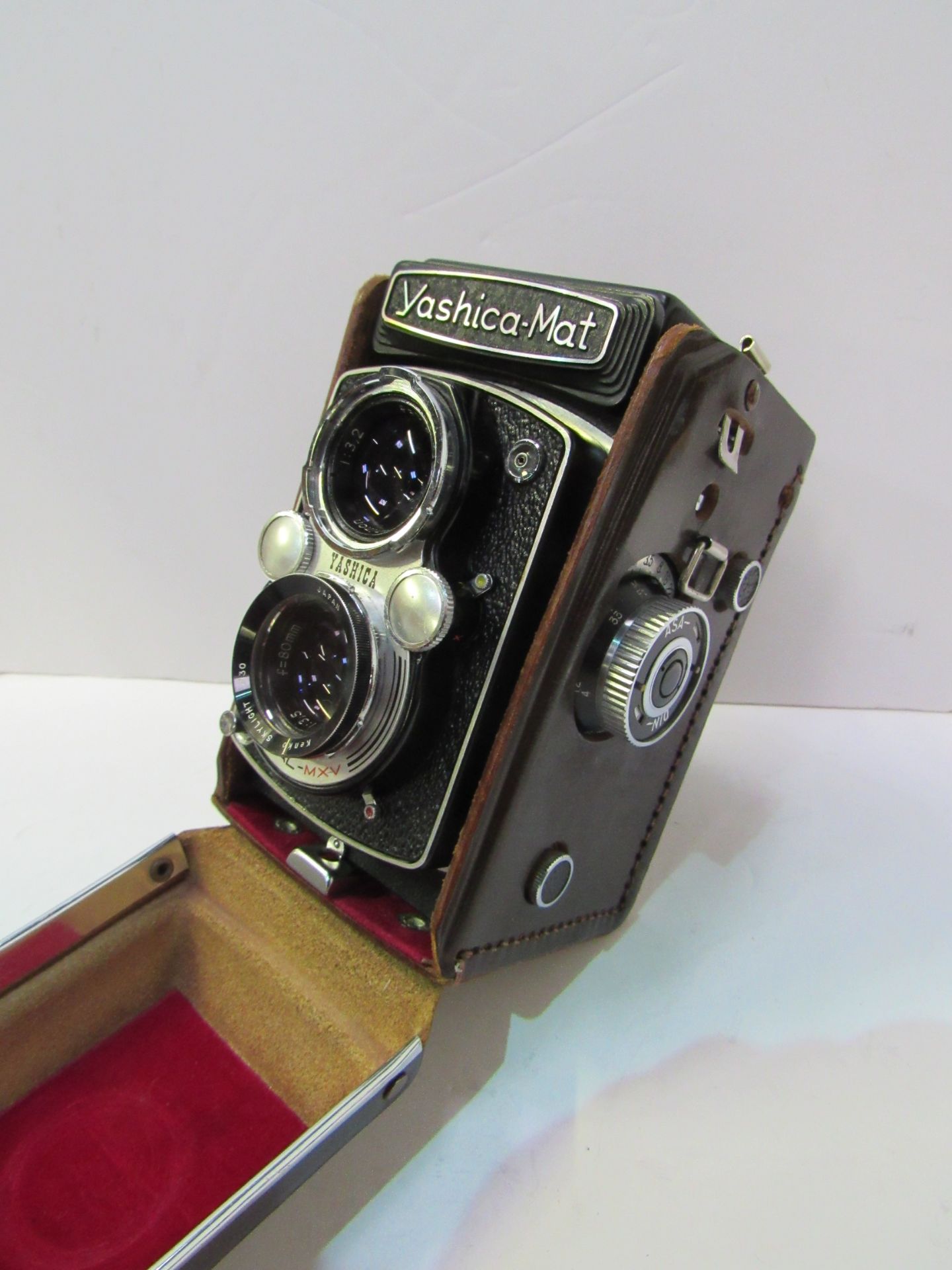 Yashica-Mat Copal-MXV cine camera. Estimate £40-60. - Image 3 of 5