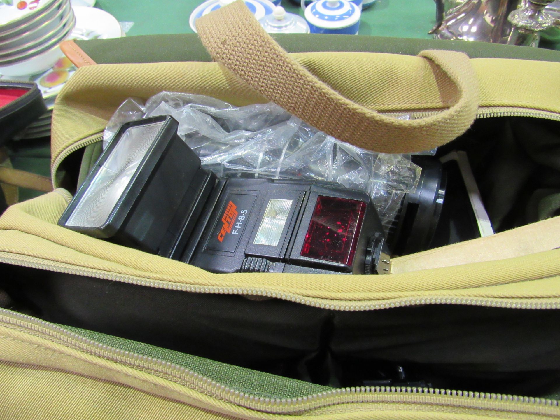 Billingham camera bag; Yashica camera; 2 Olympus Trip cameras; Helina 35 camera together with - Image 3 of 3