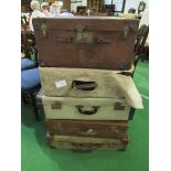 5 vintage suitcases. Estimate £30-40.