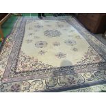 Cream ground wool super Kashan carpet, 365 x 270cms. Estimate £50-80.