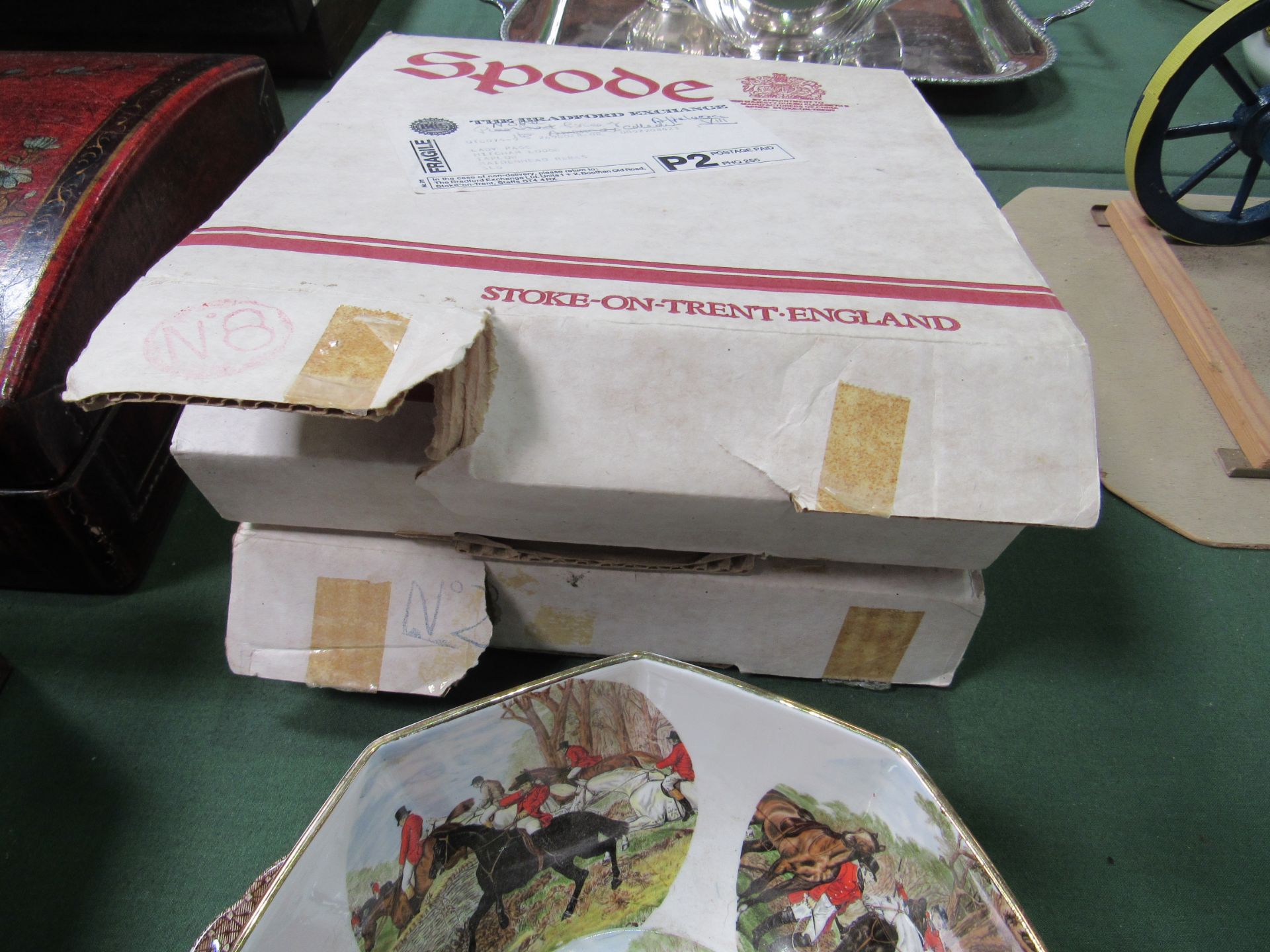 MacDonald china bowl decorated with hunting scenes; 2 Johnson Bros coaching scene plates and 3 horse - Image 2 of 2