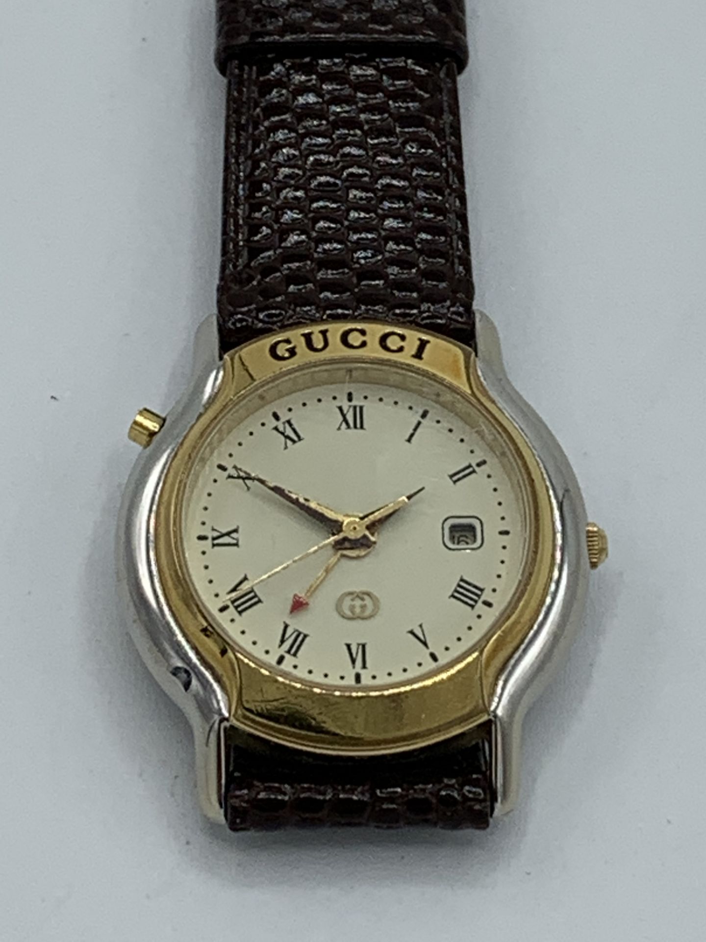 Lady's Gucci Mondiale gold tone stainless steel quartz wrist watch on a brown leather strap, Ref No: - Image 2 of 3