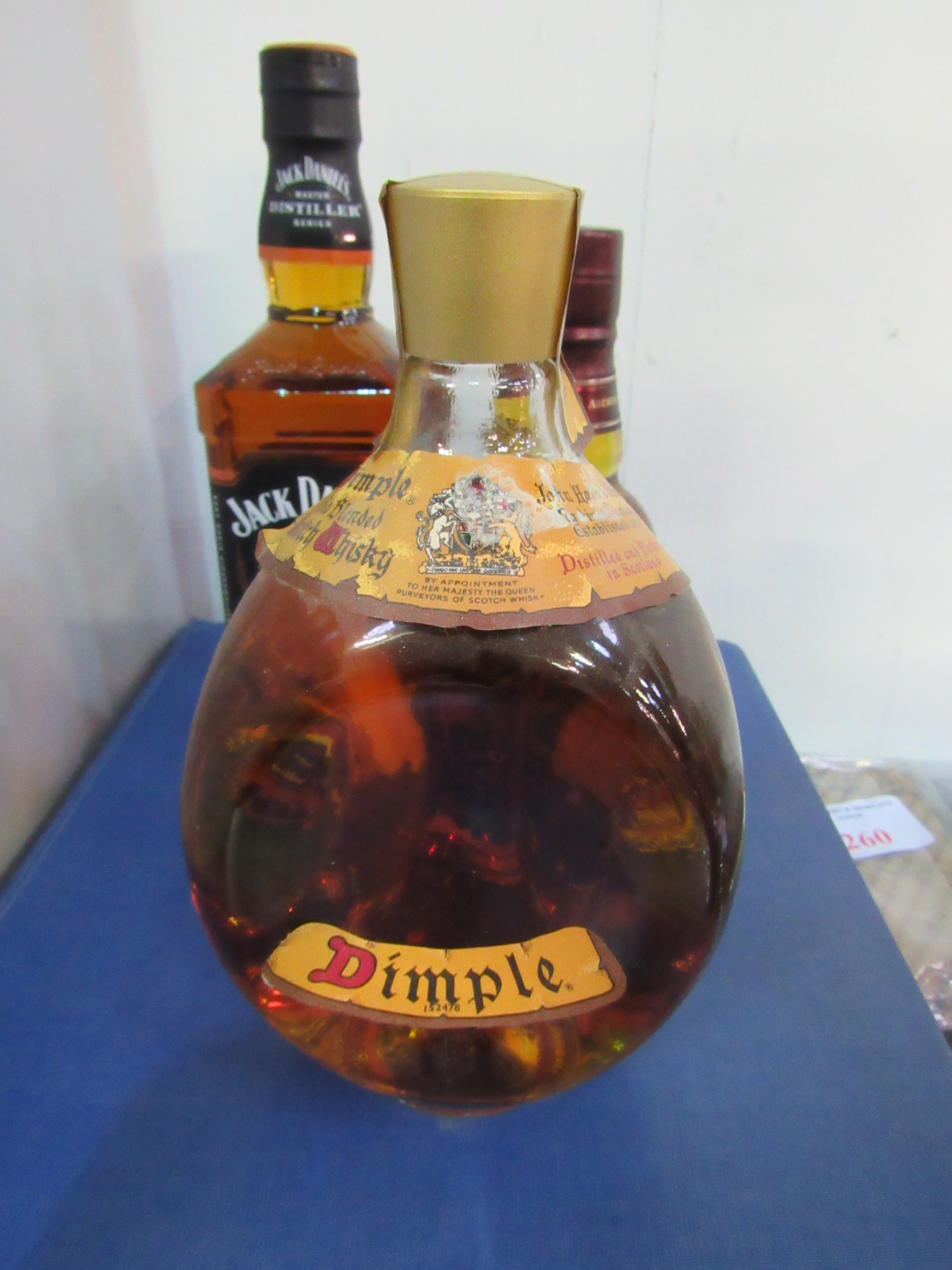 Dimple Haig blended Scotch whisky (boxed); 35cl Chivas Regal blended Scotch whisky (boxed); 70cl - Image 2 of 2