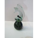 Coloured glass horse's head figurine. Estimate £20-30.