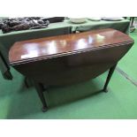 Rosewood gate leg table on pad feet, 107 x 107 x 70cms. Estimate £30-50.