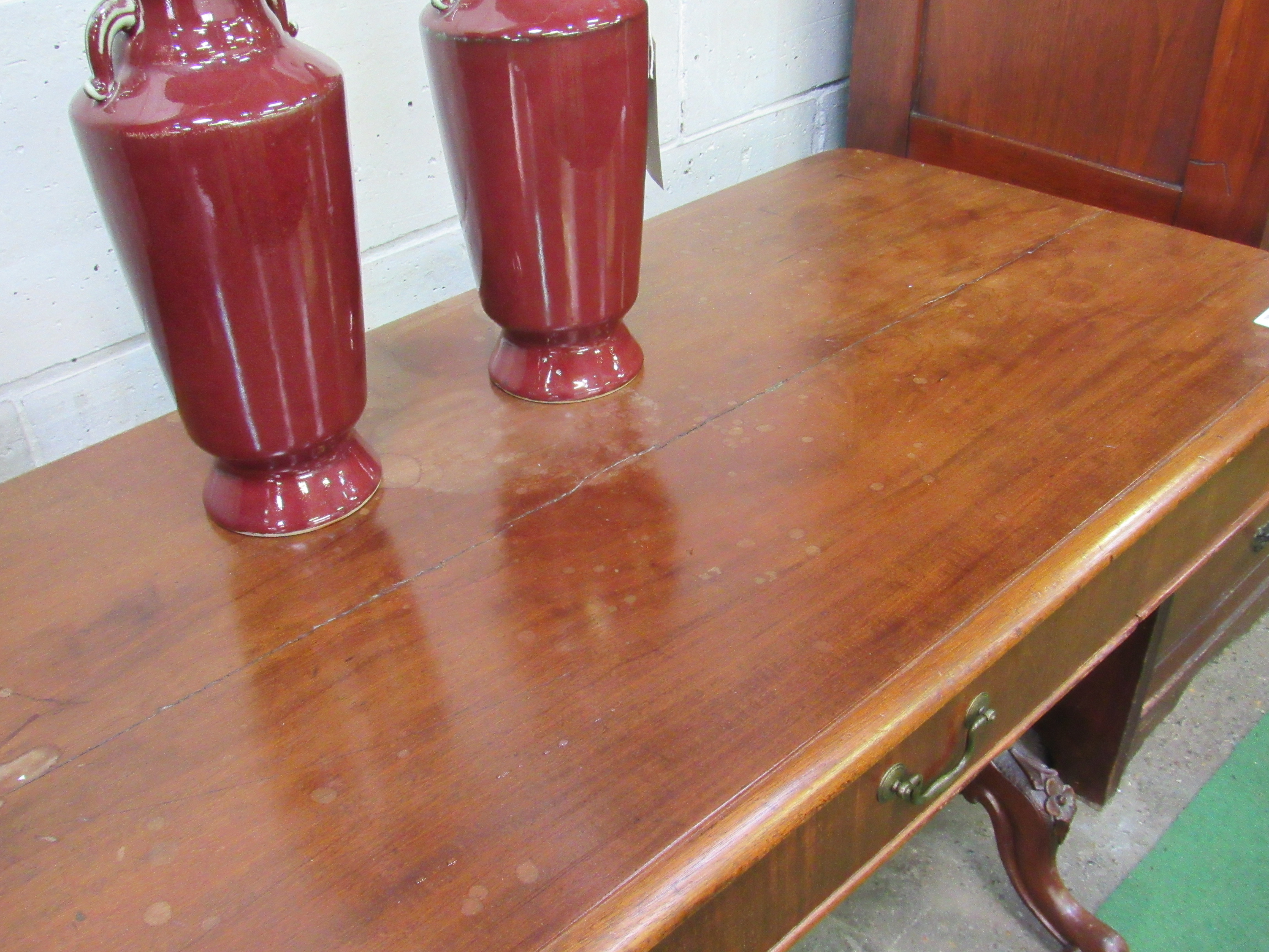 Mahogany library table with frieze drawer on turned stretcher to twin pedestals. 122 x 57 x 75cms. - Image 5 of 5