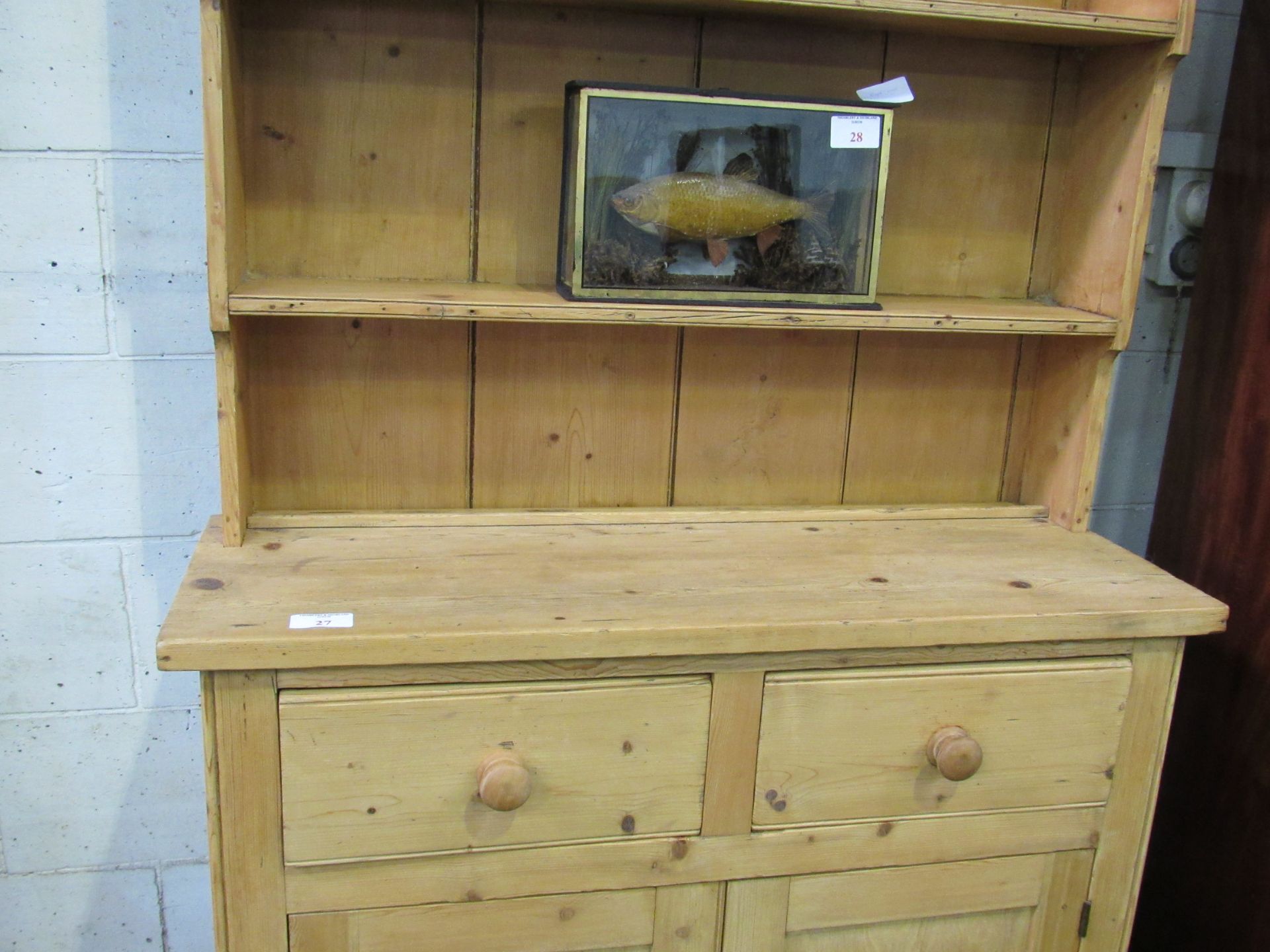 Pine Welsh dresser. 122 x 47 x 208cms. Estimate £75-100. - Image 4 of 4