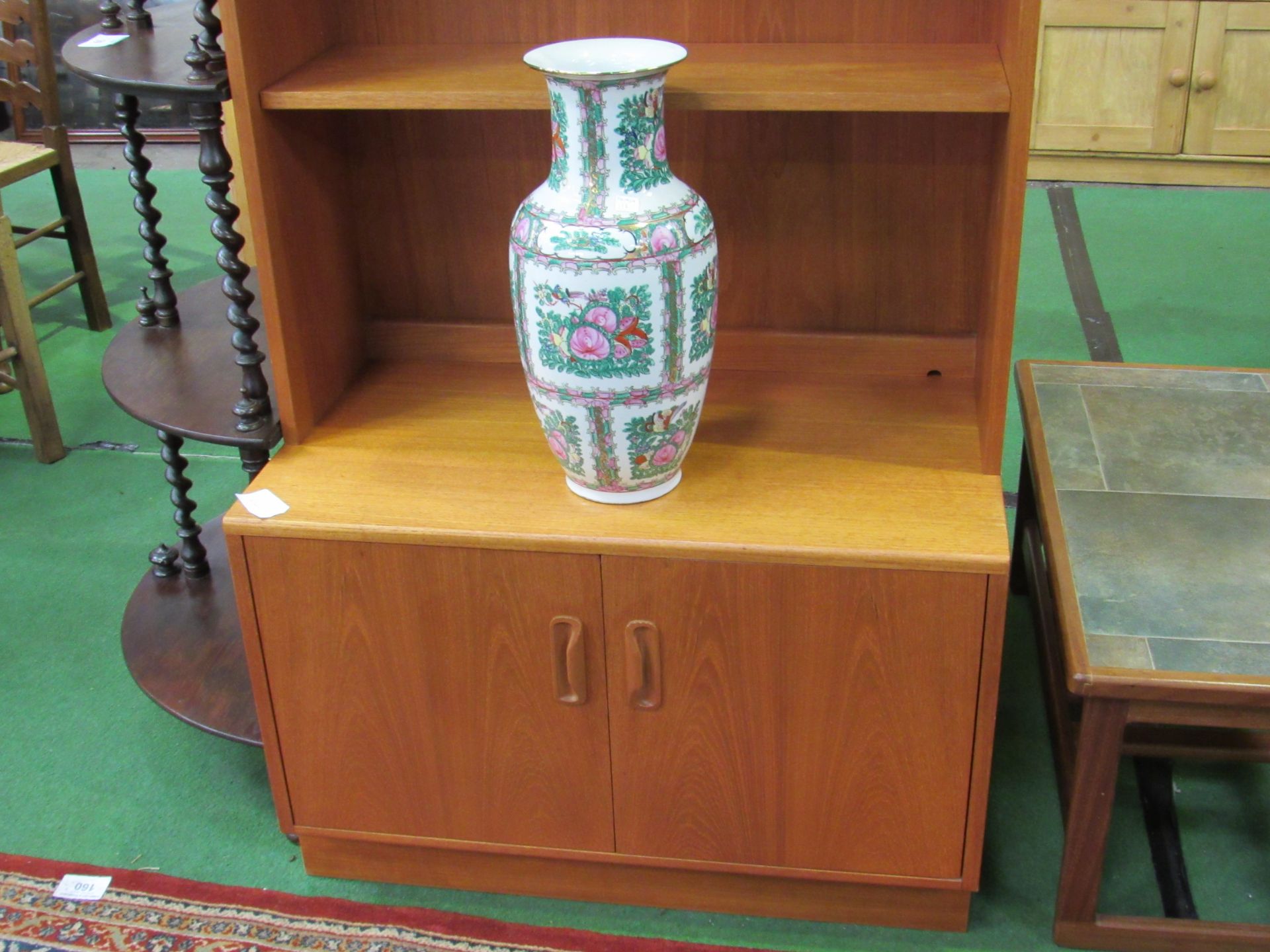 G Plan display unit with cupboard below, 82 x 46 x 198cms. Estimate £25-40. - Image 2 of 4