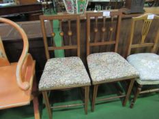 2 inlaid mahogany side chairs. Estimate £10-20.