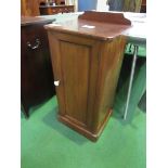 Mahogany pot cupboard, 38 x 34 x 75cms. Estimate £10-20.