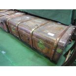 Brass bound trunk, 105 x 57 x 32. Estimate £20-30