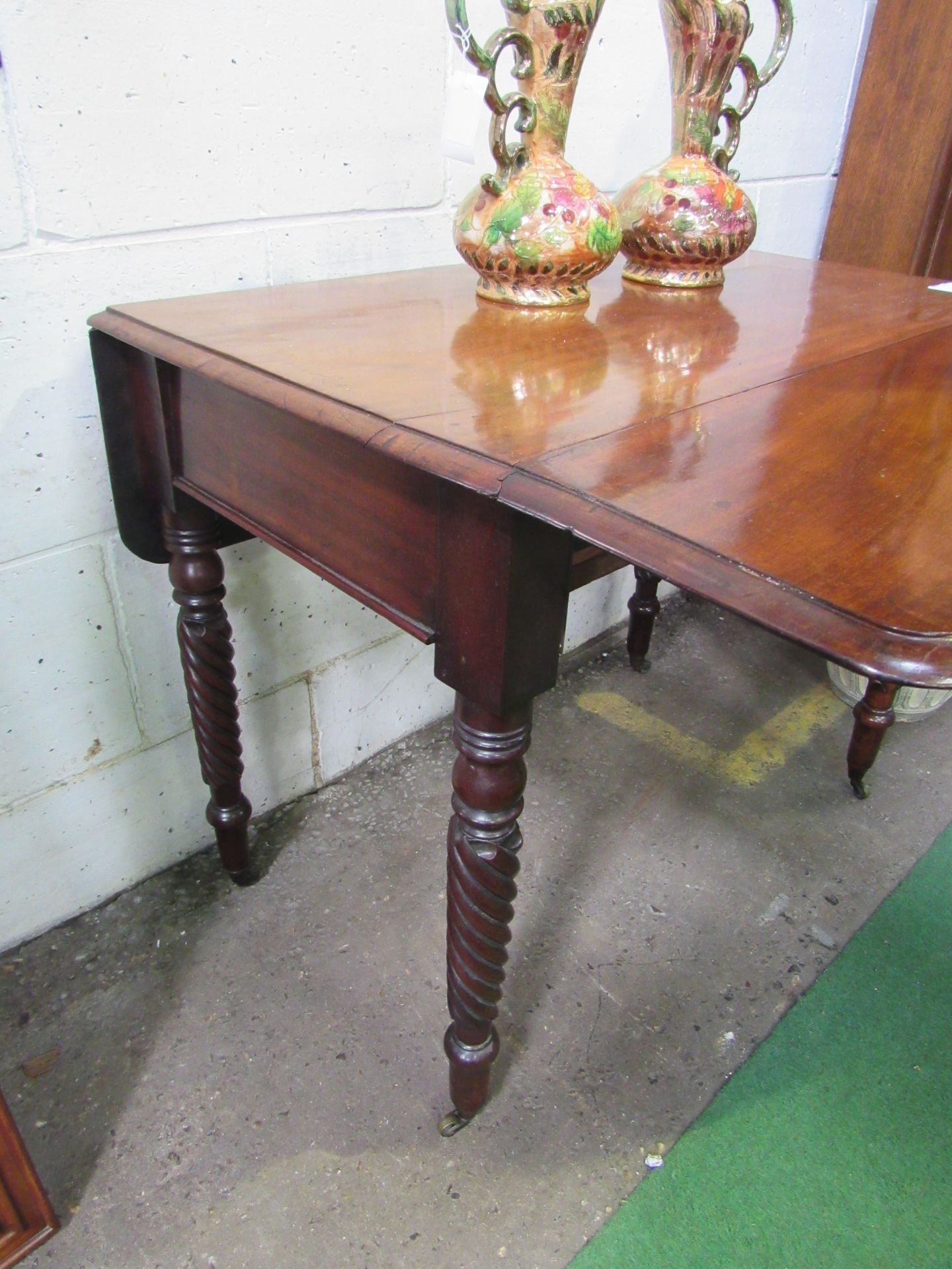 Mahogany Pembroke table on spiral turned legs to casters. 90 x 100 (open) x 70. Estimate £30-50. - Image 3 of 3