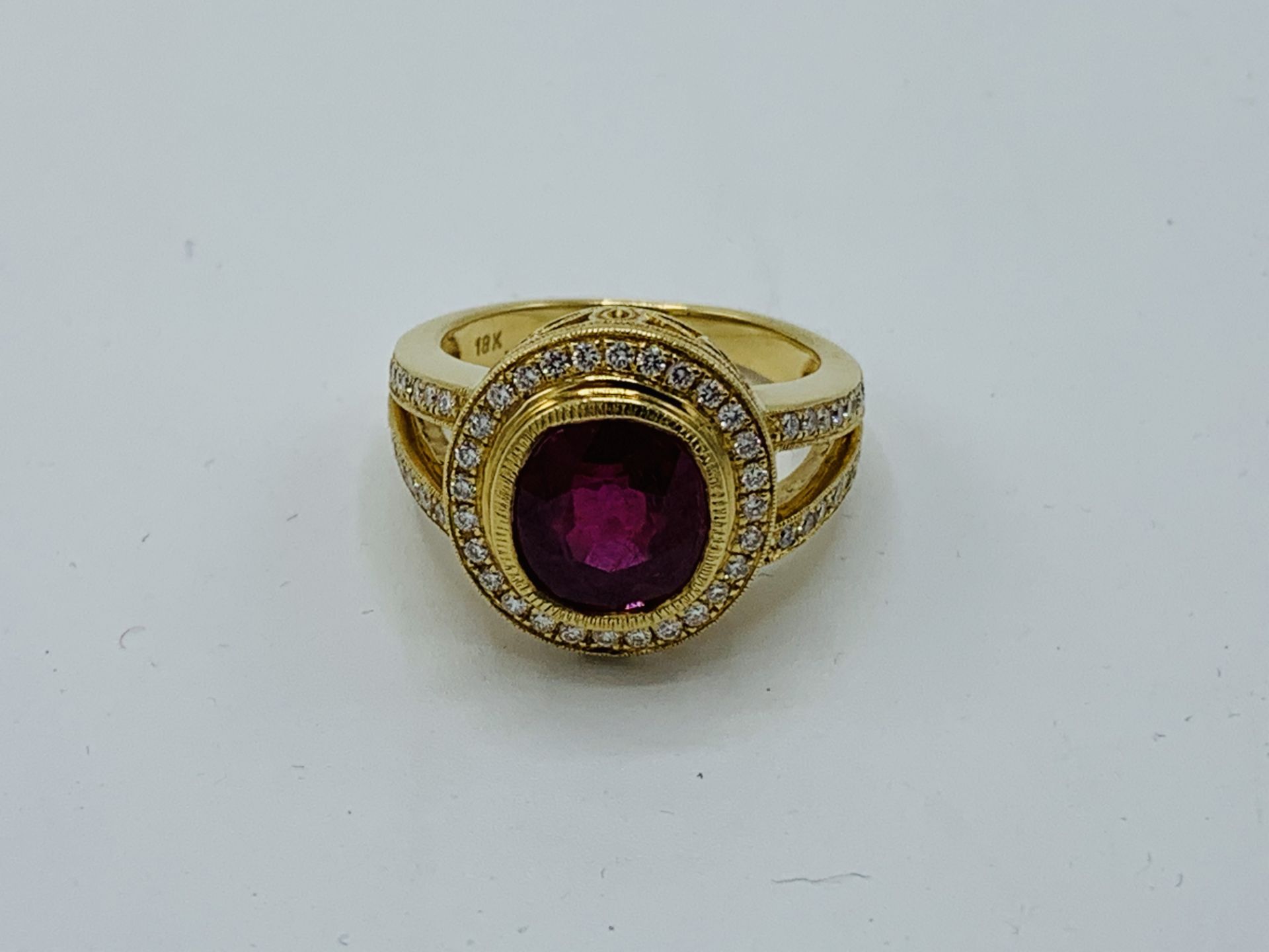 18ct gold handmade ruby and diamond cluster ring, ruby weight approx 5ct, size M 1/2, weight 8.6gms. - Image 4 of 4