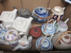 3 boxes of china ware, mainly blue and white.