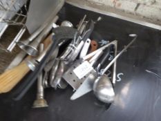 Quantity of utensils.