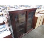 Mahogany glass fronted 4 shelf bookcase.