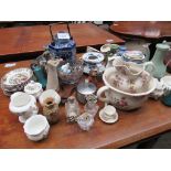 Quantity of assorted china ware.