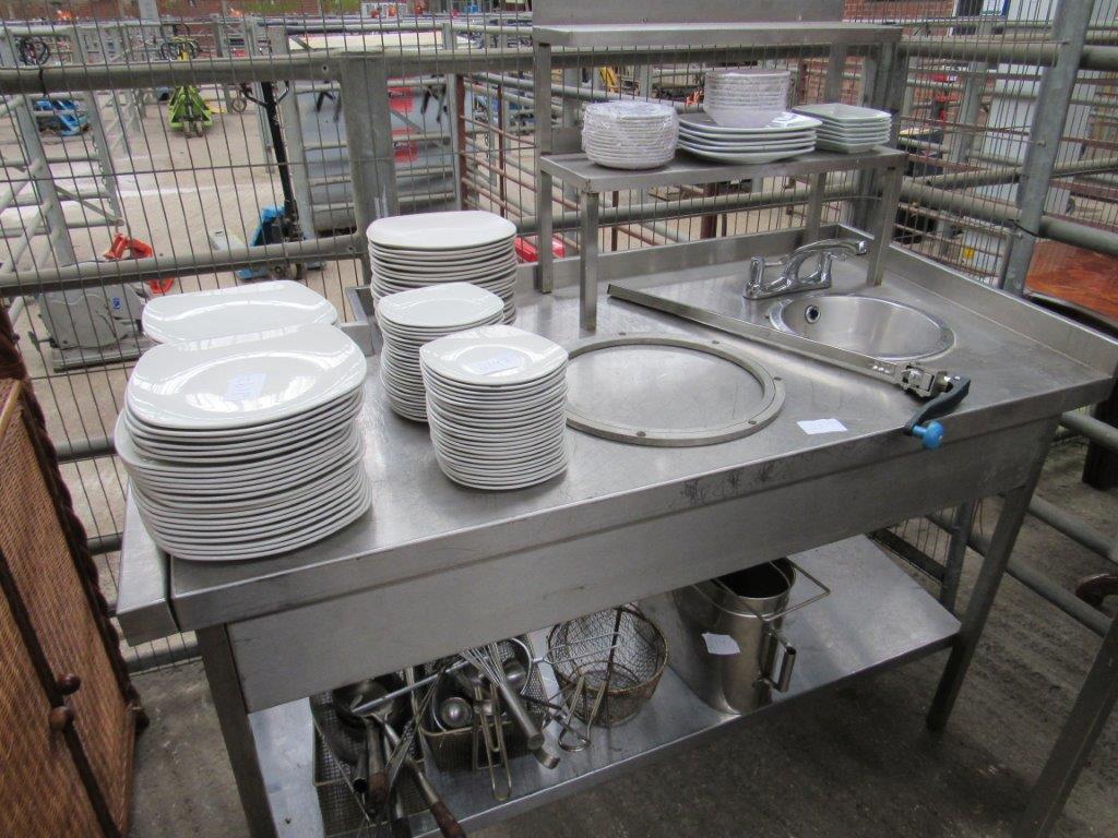Quantity of wire frying baskets, stainless steel containers together with quantity of utensils. - Image 2 of 3
