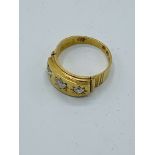 18ct gold and diamond ring