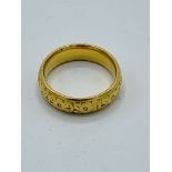 22ct gold decorated wedding band