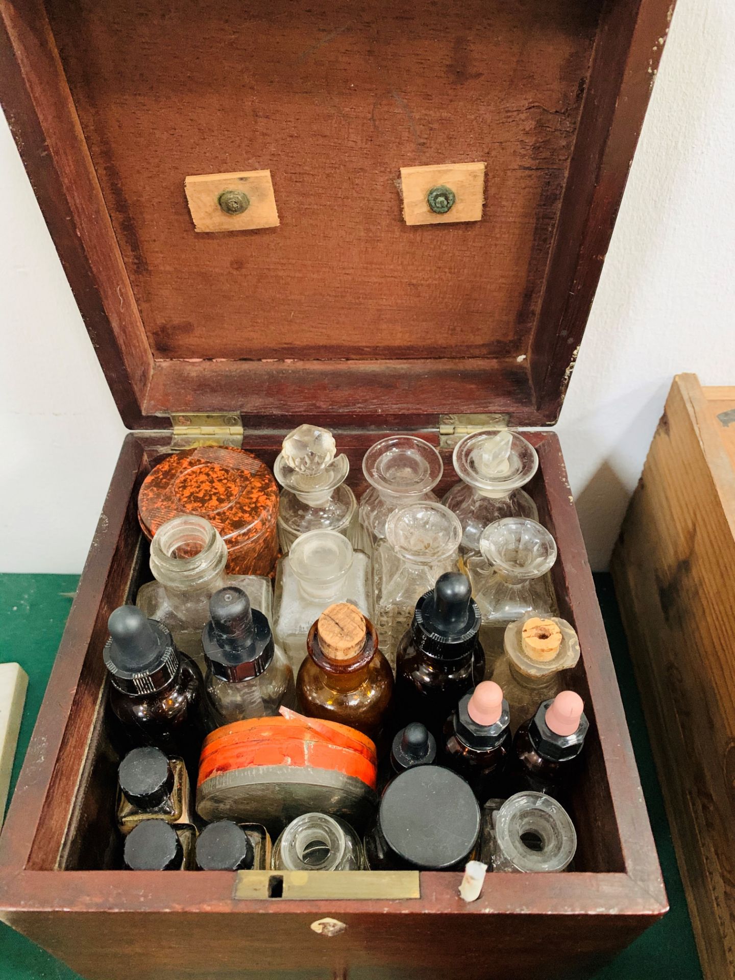 Victorian mahogany apothecary box with many bottles and potions. - Image 2 of 2