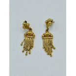 Pair of 750 gold Middle Eastern style earrings