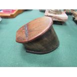 19th century provincial made horse's hoof table top snuff box with Horseshoe.