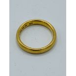 22ct gold wedding band