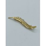 Delicate 9ct Gold Leaf Brooch