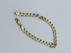 9ct gold chain link bracelet.