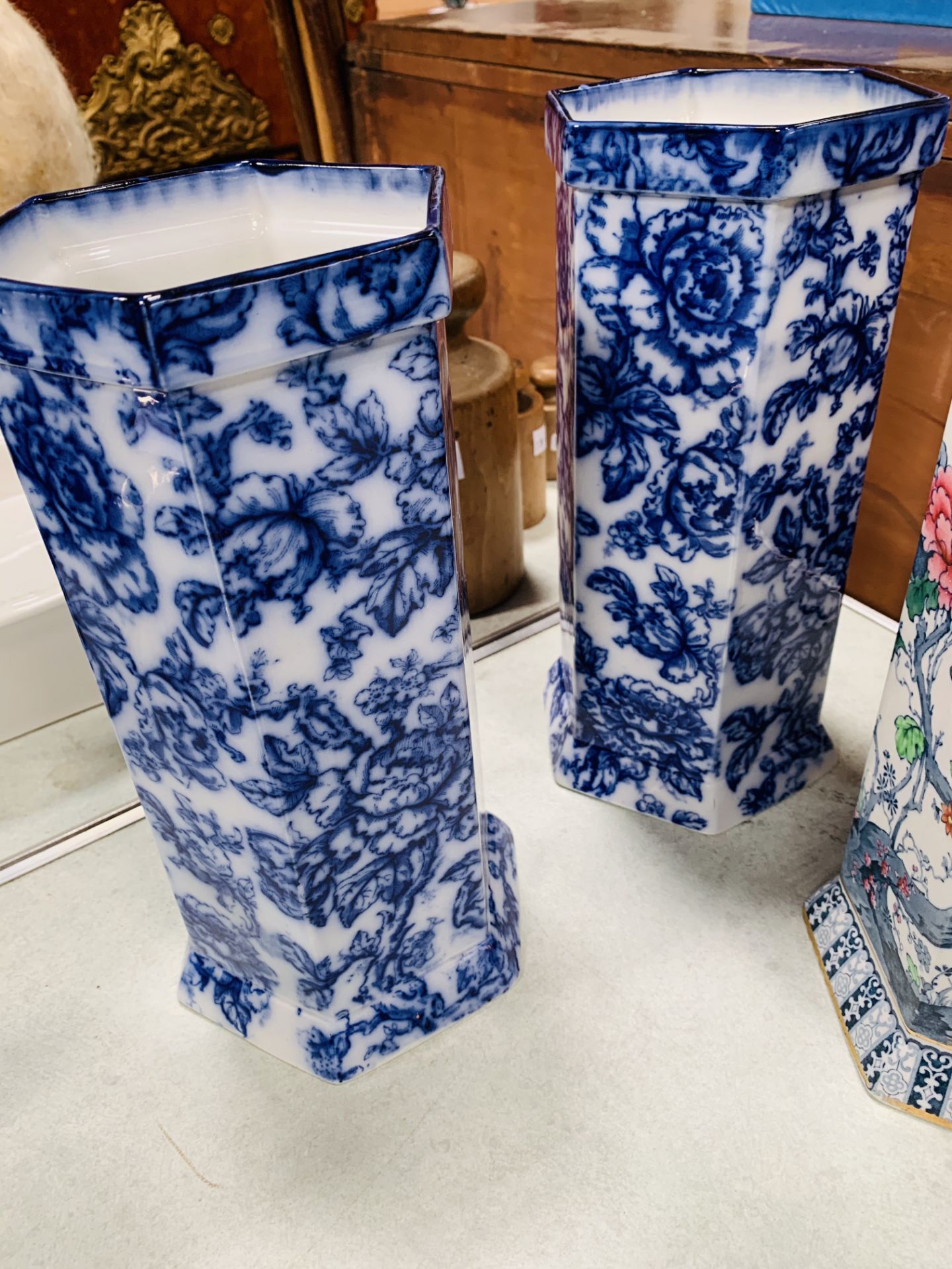 Three pairs of ceramic vases. - Image 3 of 3