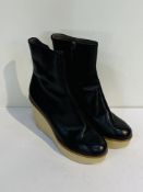 Authentic JIL SANDER crepe wedge ankle boots, size 37 1/2. New in Original Packing.