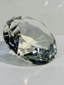 Crystal glass display diamond, in original box. D100/W.