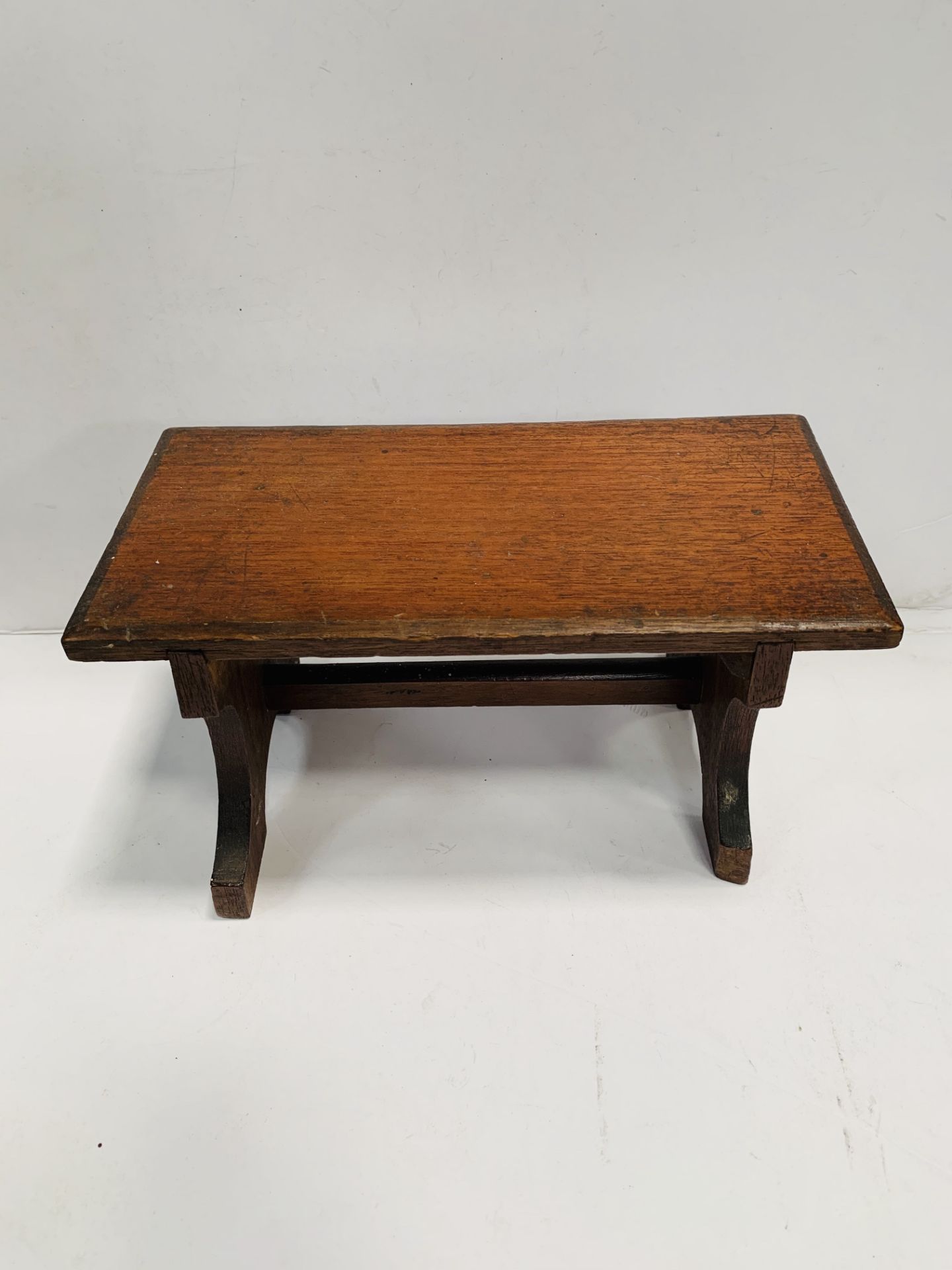 An inlaid fruitwood sewing box; a mahogany desk tidy; and a mahogany miniature refectory table. - Image 4 of 4