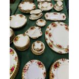 Large quantity of Royal Albert "Old Country Roses" tableware, approx. 125 pieces.