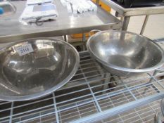 3 stainless steel colanders