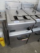 Lincat double gas fryer, 40x108x75cms