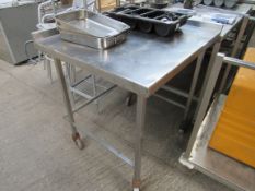 Mobile stainless steel prep table, 90x95x80cms