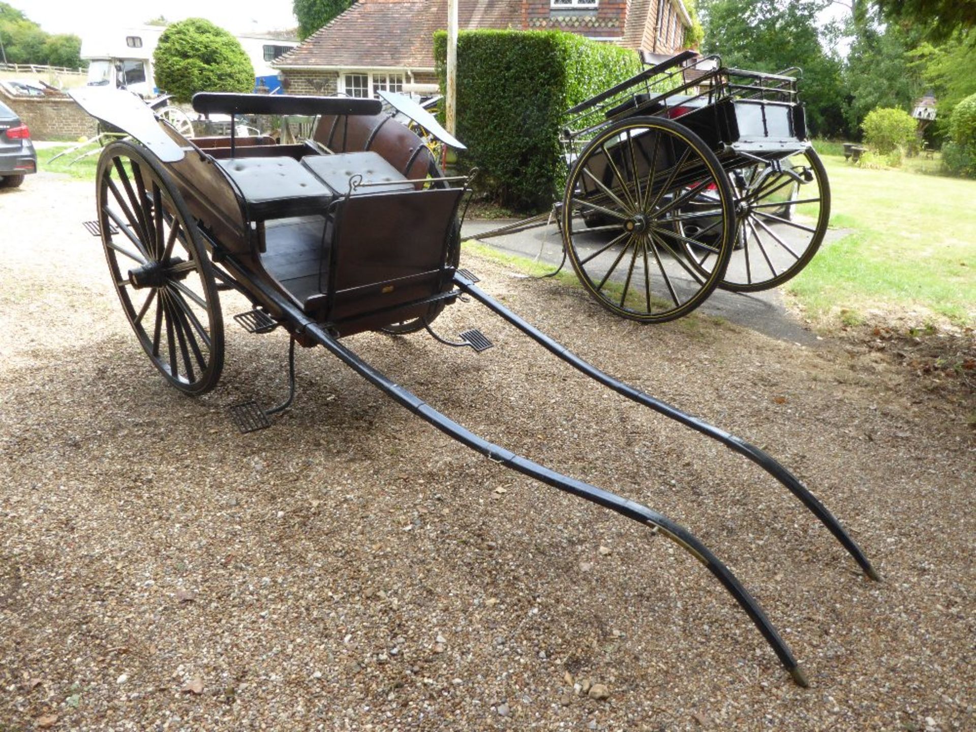 MARKET CART built by Vincents of Reading, to suit 13 to 15hh. The body is in natural varnished wood
