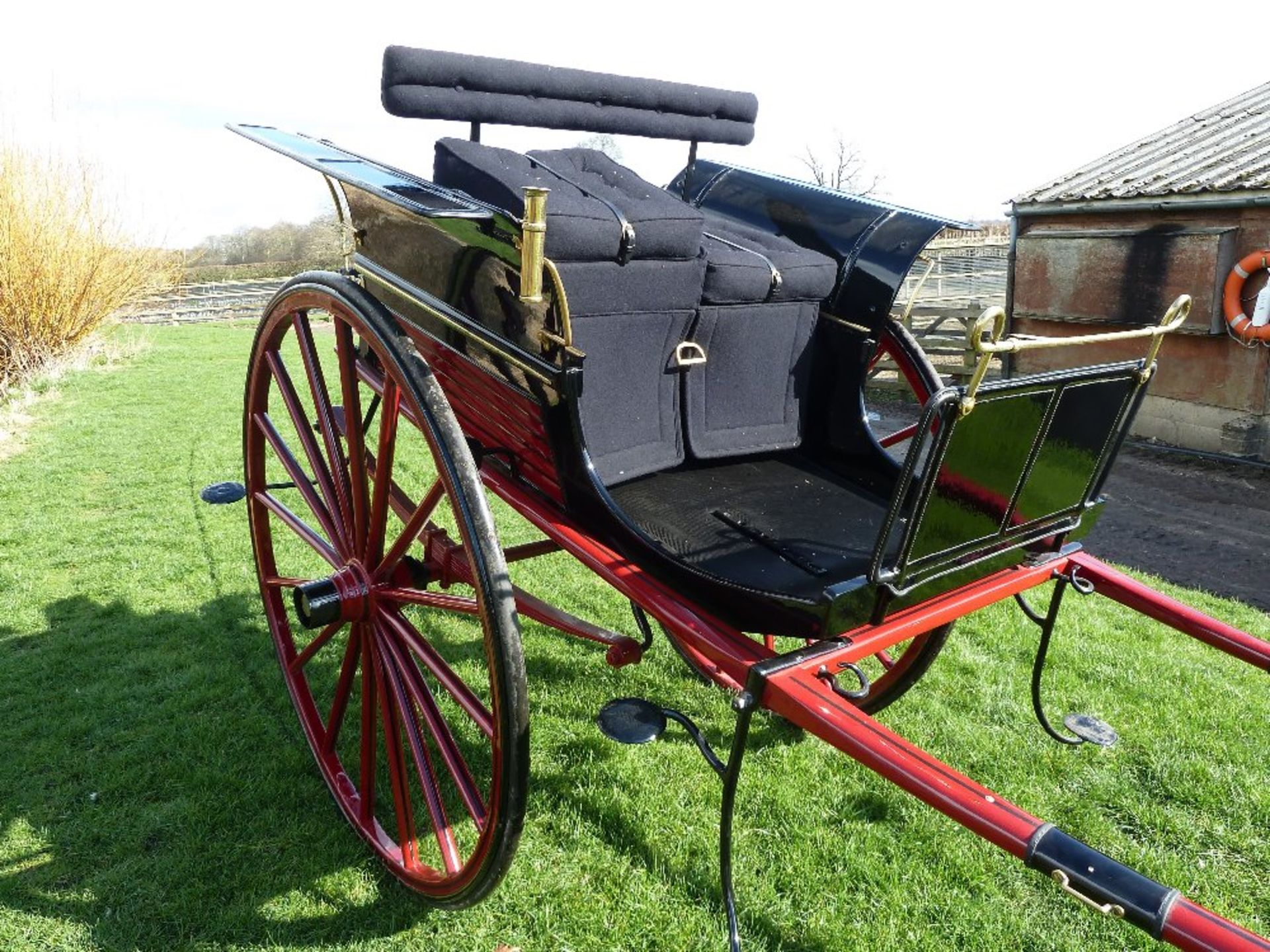 RALLI CAR built by Lynn of Londonderry, circa 1898 to suit 14 to 14.2hh. Recently restored by Barry - Image 2 of 7