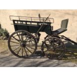 DOG CART built by Harewood Carriage Co., to suit 14.2 to 16hh. On 12/14-spoke wheels with elliptic