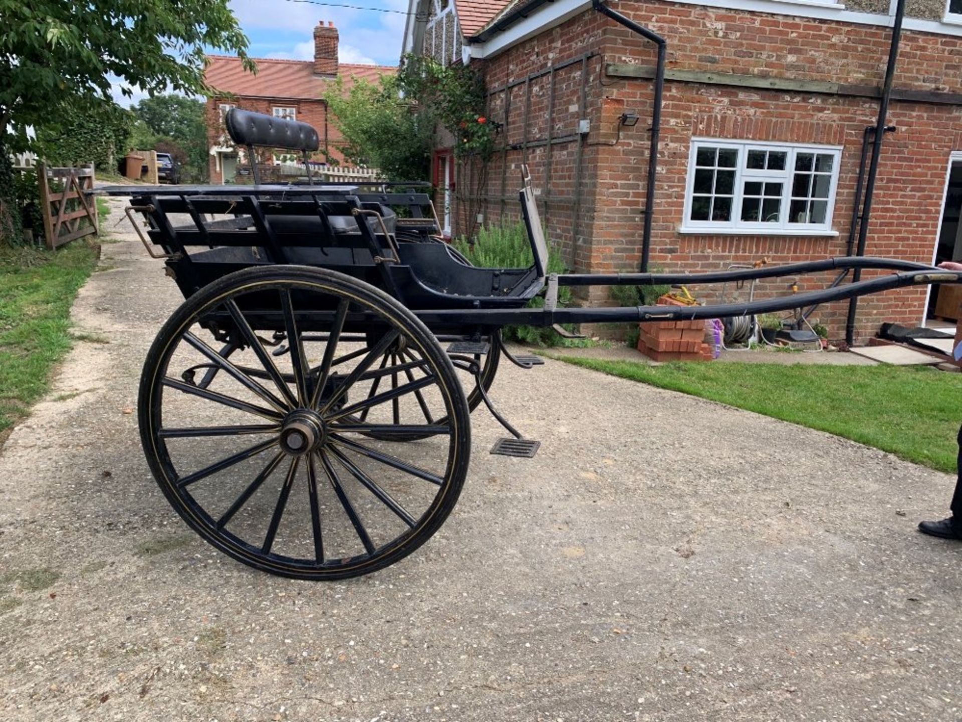 NORFOLK CART built by Wraight of Ramsgate to suit 13.2 to 14.2hh. Lots 36 is located near Wymondha - Image 2 of 2