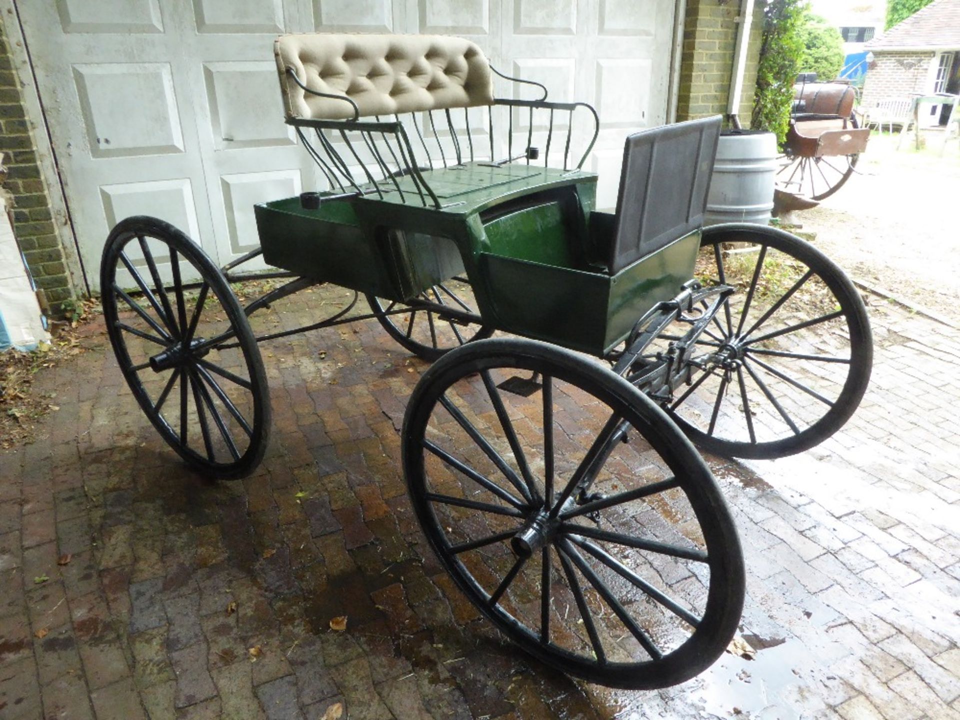 4-WHEEL BUGGY from Columbus & Cortland Carriages Ltd of London c. 1900, to suit 14 to 16hh single or - Image 3 of 10