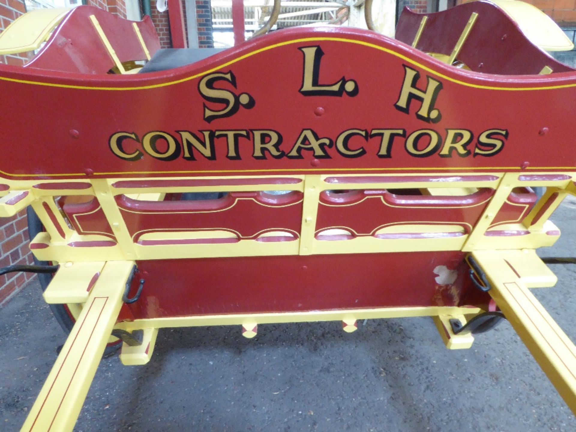 MILK FLOAT to suit 14.2 to 15hh. Painted red and yellow, with matching lines, and black metal work - Image 4 of 6